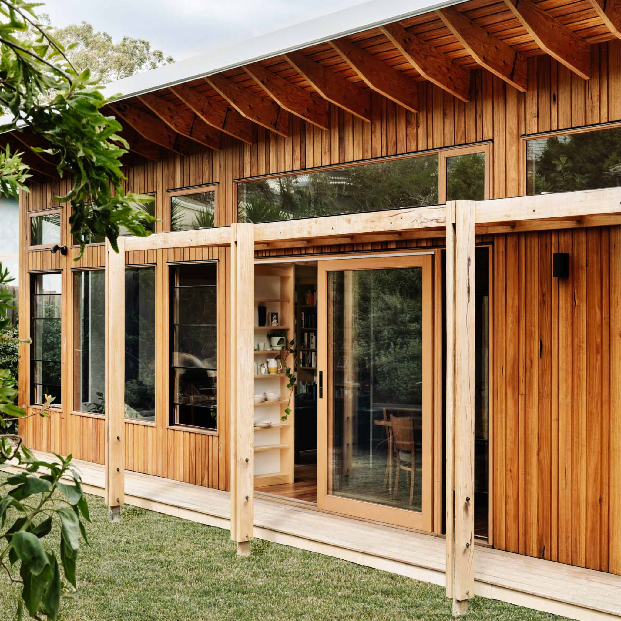 Southern Blue Gum Cladding Melbourne | CERES Fair Wood